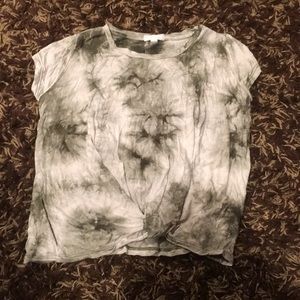 tie dye green and white t-shirt